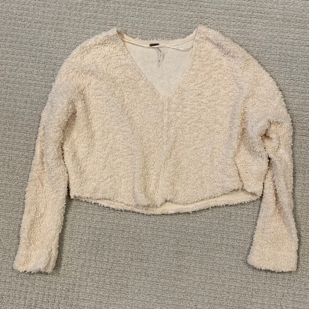 Free People crop sweater - xs